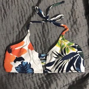 Midori bikini top.